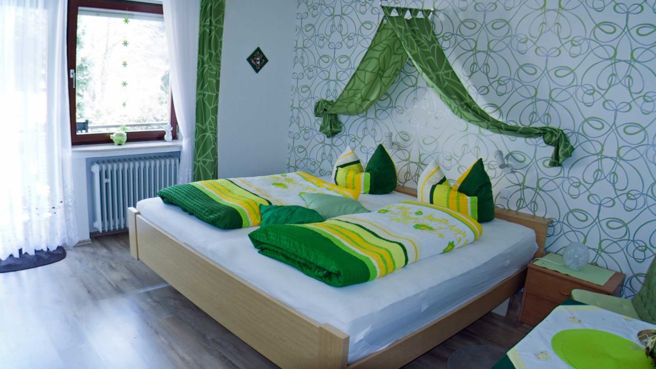 Pension Haus Würzgarten (Traben-Trarbach) • HolidayCheck (Rheinland-Pfalz | Deutschland)