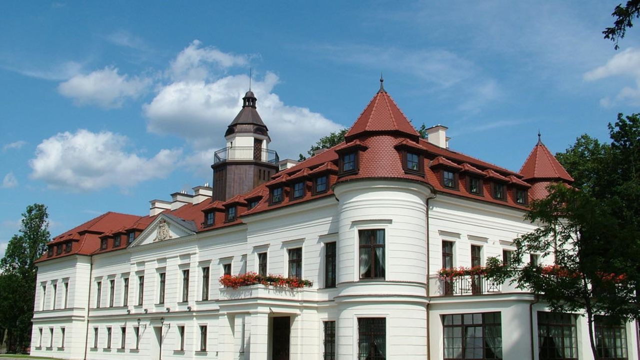 Hotel Pałac Wiejce (Wiejce) • HolidayCheck (Lebus Polen)