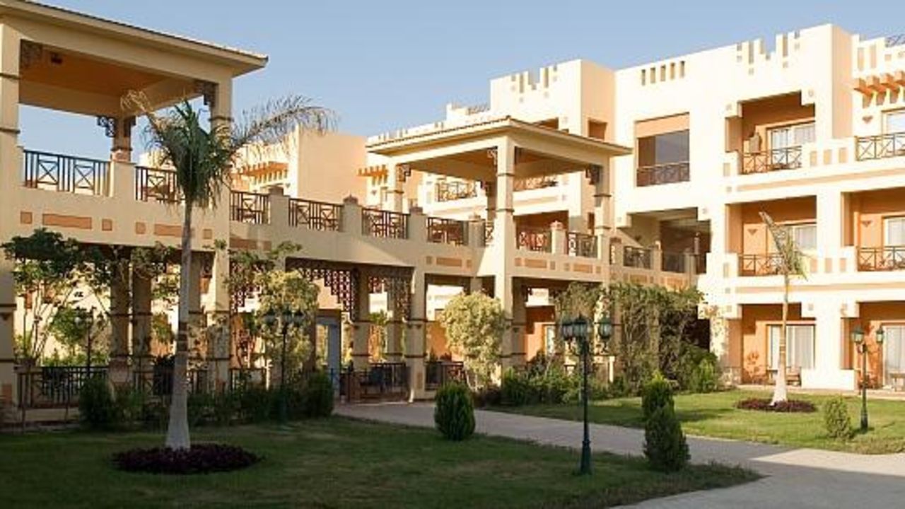 Swiss Inn Pyramids Golf Resort (6th Of October) • HolidayCheck ...