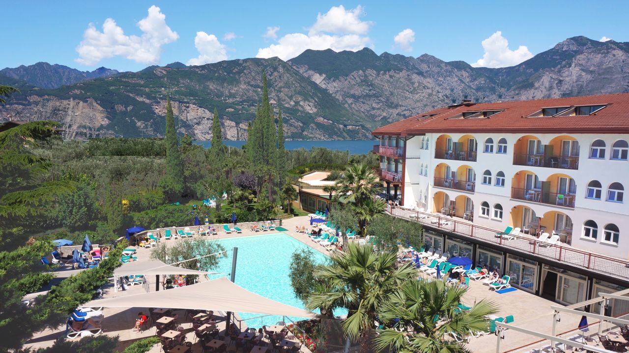 Hotel Majestic Palace Malcesine Holidaycheck Venetien Italien