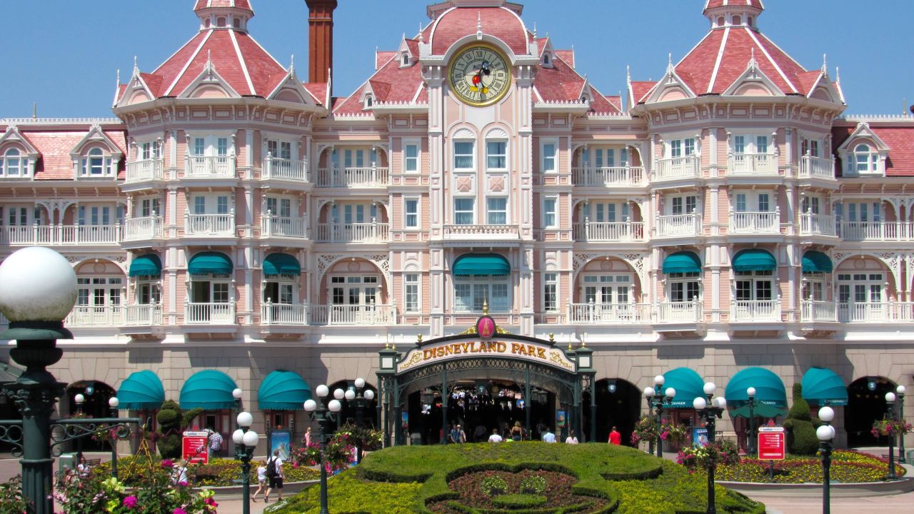 disneyland hotel