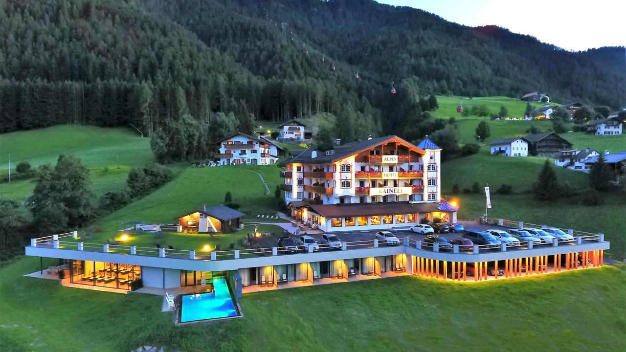 Alpenhotel Rainell (Ortisei / St. Ulrich in Gröden) • HolidayCheck
