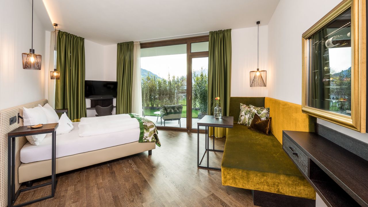 Hotel Der Weinmesser (Scena / Schenna) • HolidayCheck ...