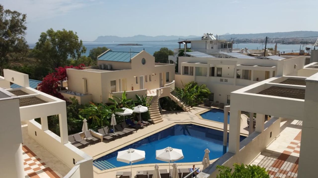 Hotel Forum Suites Agioi Apostoloi Holidaycheck Kreta Griechenland