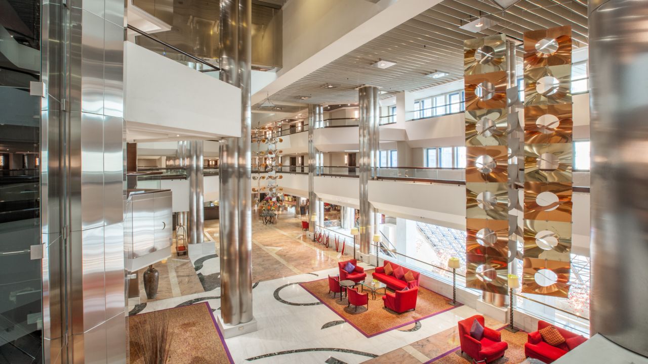 Hotel Crowne Plaza Dubai Deira Dubai Holidaycheck Dubai