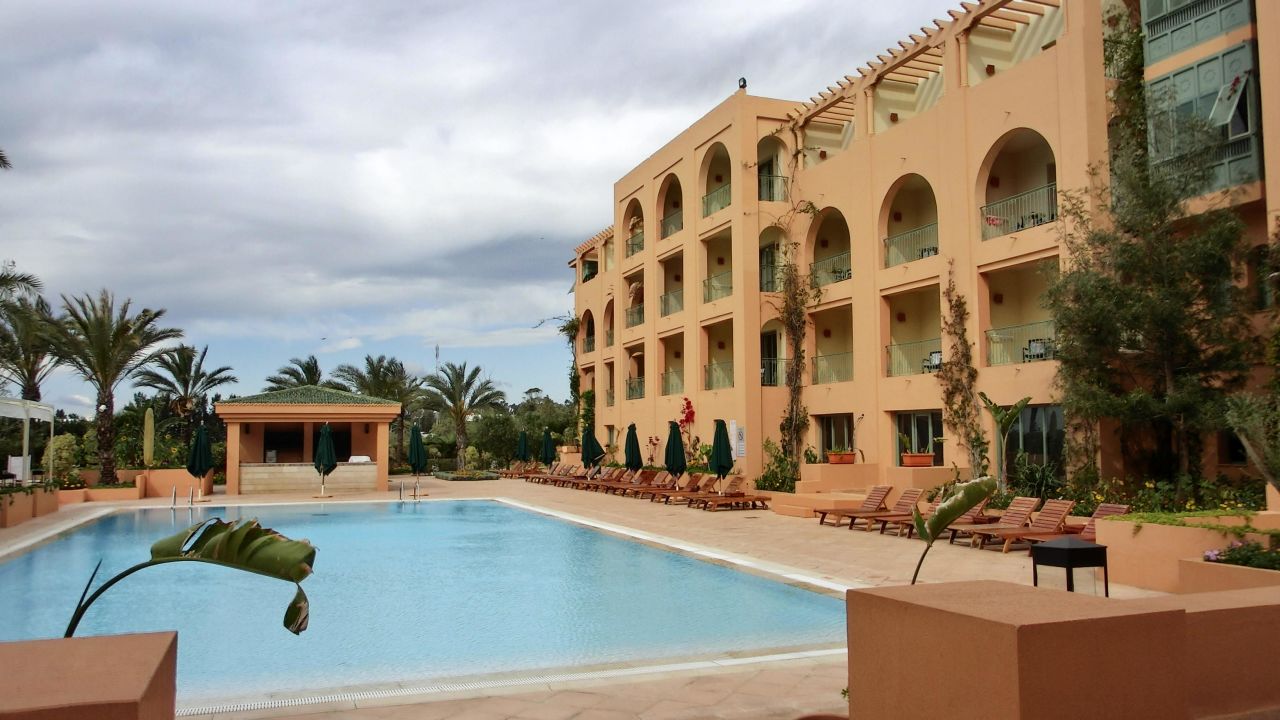 Das Alhambra Thalasso ist ein 5* Hotel und kann jetzt ab 369€ gebucht werden
