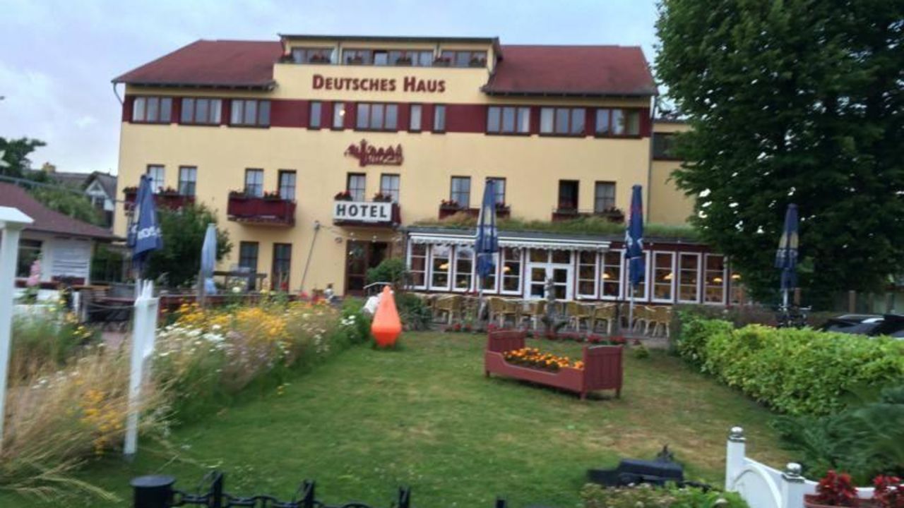 Hotel Deutsches Haus (Wustrow) • HolidayCheck (Mecklenburg