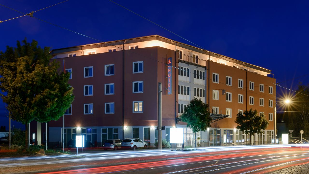 dresden amedia hotel elbpromenade