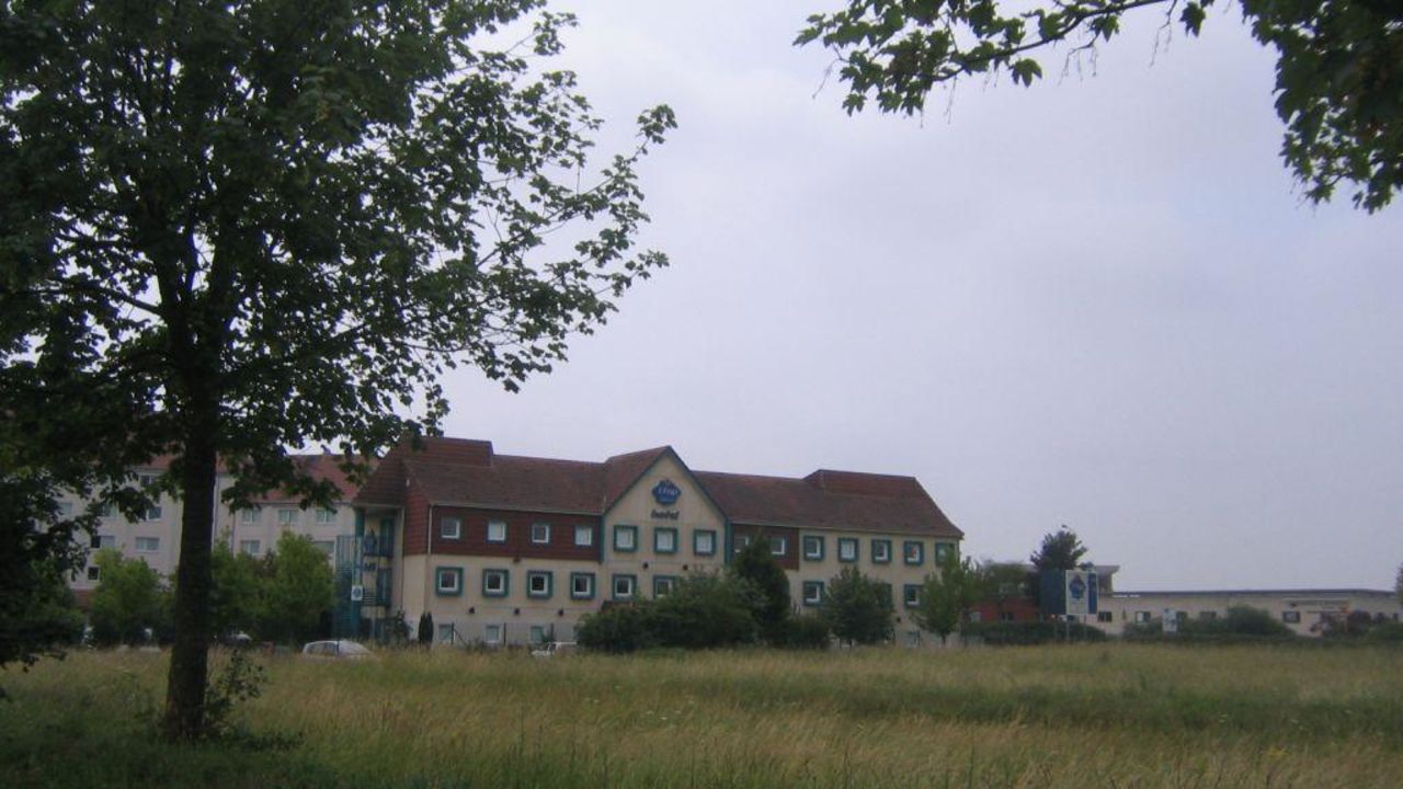 ibis budget Hotel Beaune  Beaune      HolidayCheck  Burgund Frankreich 