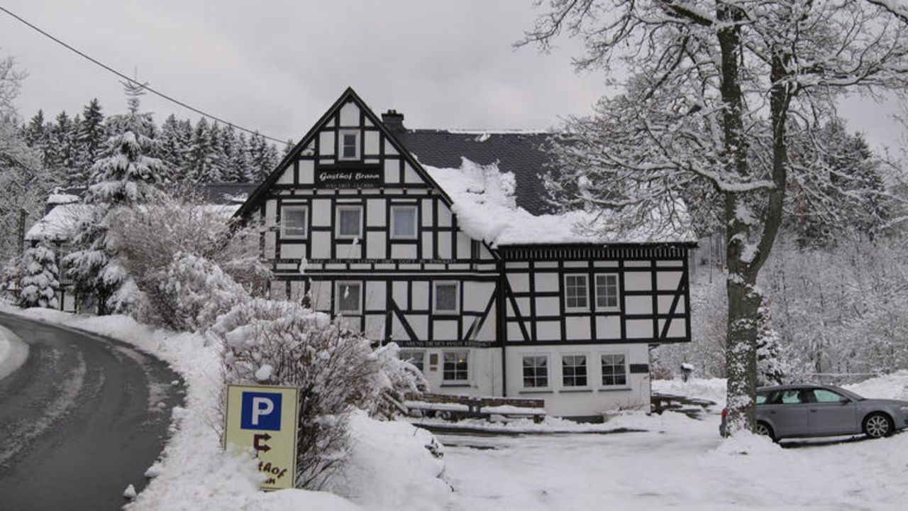 Gasthof Braun Schmallenberg Ohlenbach (Schmallenberg) • HolidayCheck ...