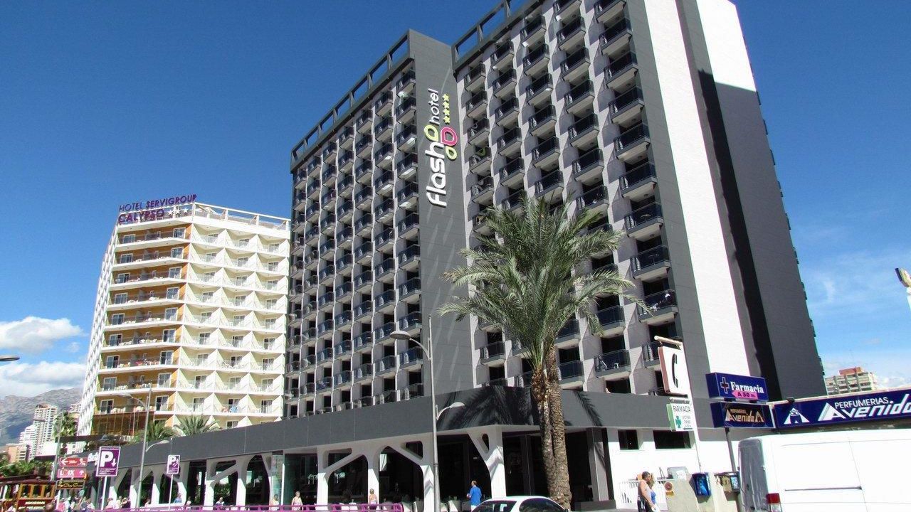 Flash Hotel Benidorm - Adults only (Benidorm) • HolidayCheck (Costa ...