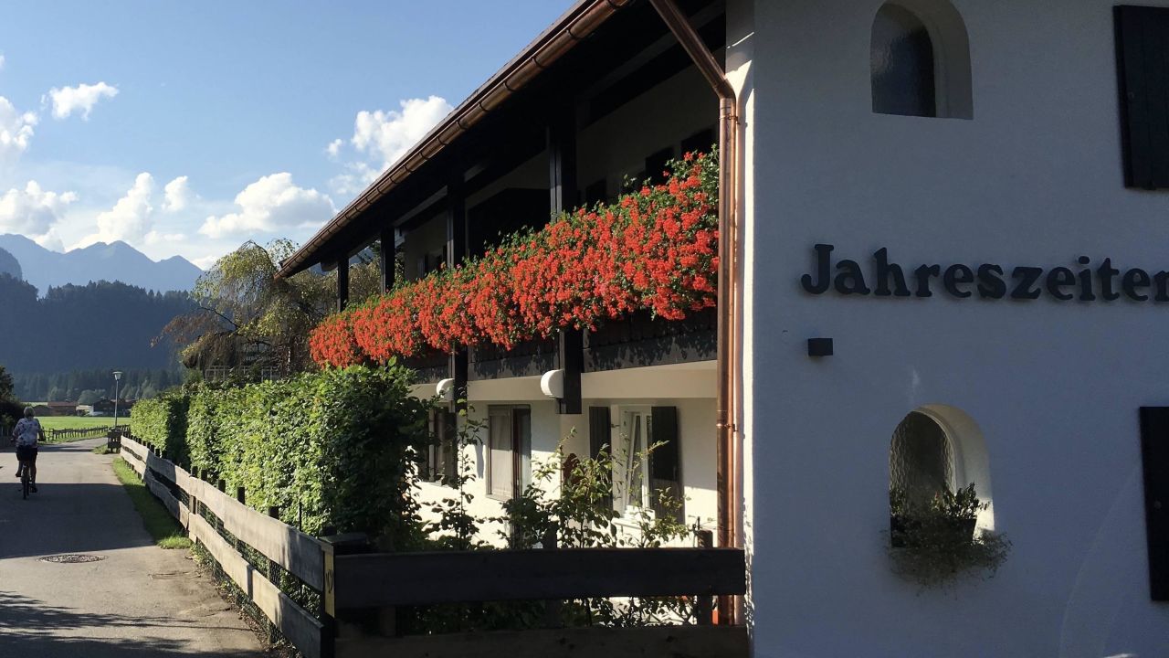 Haus Jahrereszeiten (Oberstdorf) • HolidayCheck (Bayern ...