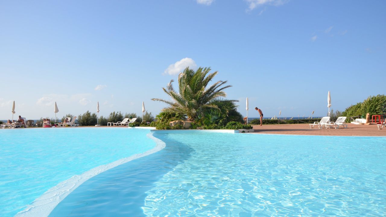 La Plage Noire Resort Sorso Holidaycheck Sardinien