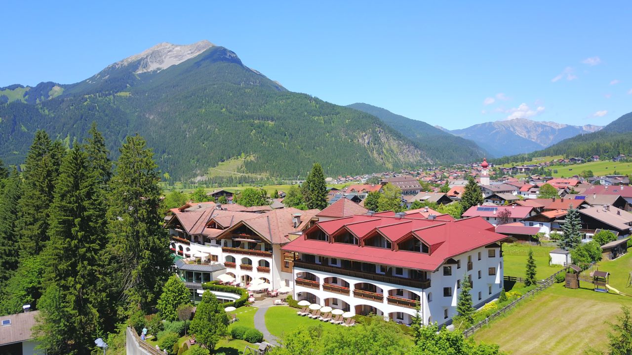 Hotel Alpen Residence (Ehrwald) • HolidayCheck (Tirol ...