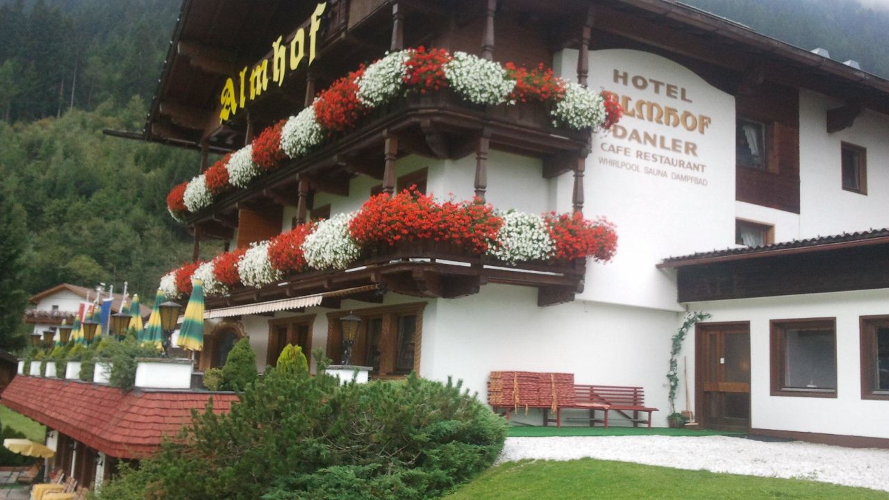 Hotel Almhof Danler in Neustift im Stubaital • HolidayCheck | Tirol ...