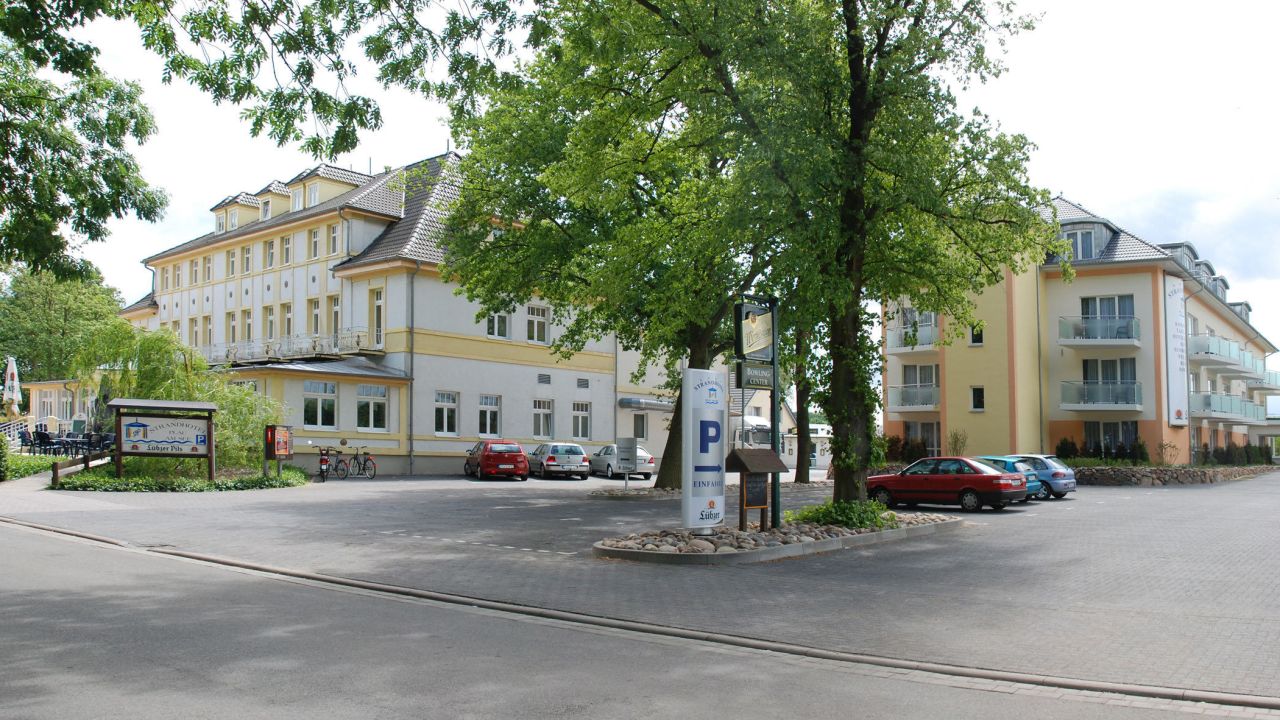 Strandhotel Plau am See (Plau am See) • HolidayCheck (Mecklenburg ...