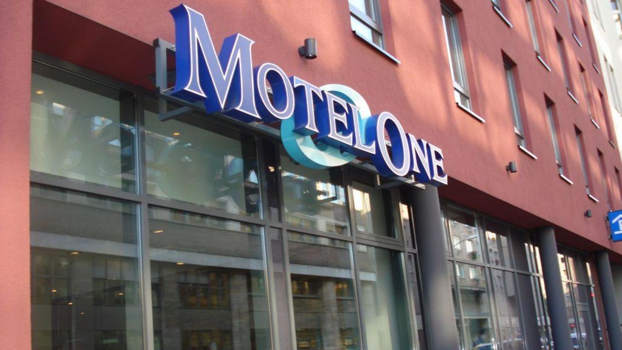 Motel One Berlin-Hackescher Markt (Berlin-Mitte) • HolidayCheck (Berlin ...