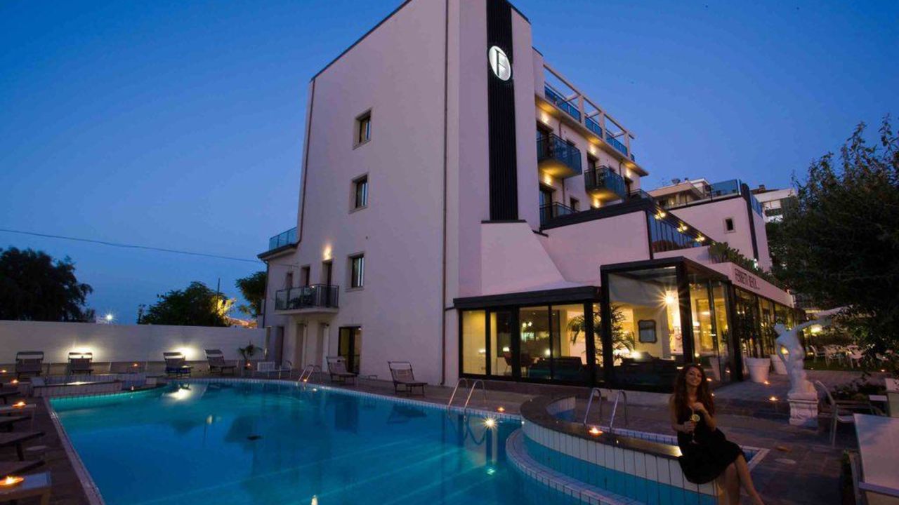 Das Ferretti Beach ist ein 4* Hotel und kann jetzt ab 599€ gebucht werden