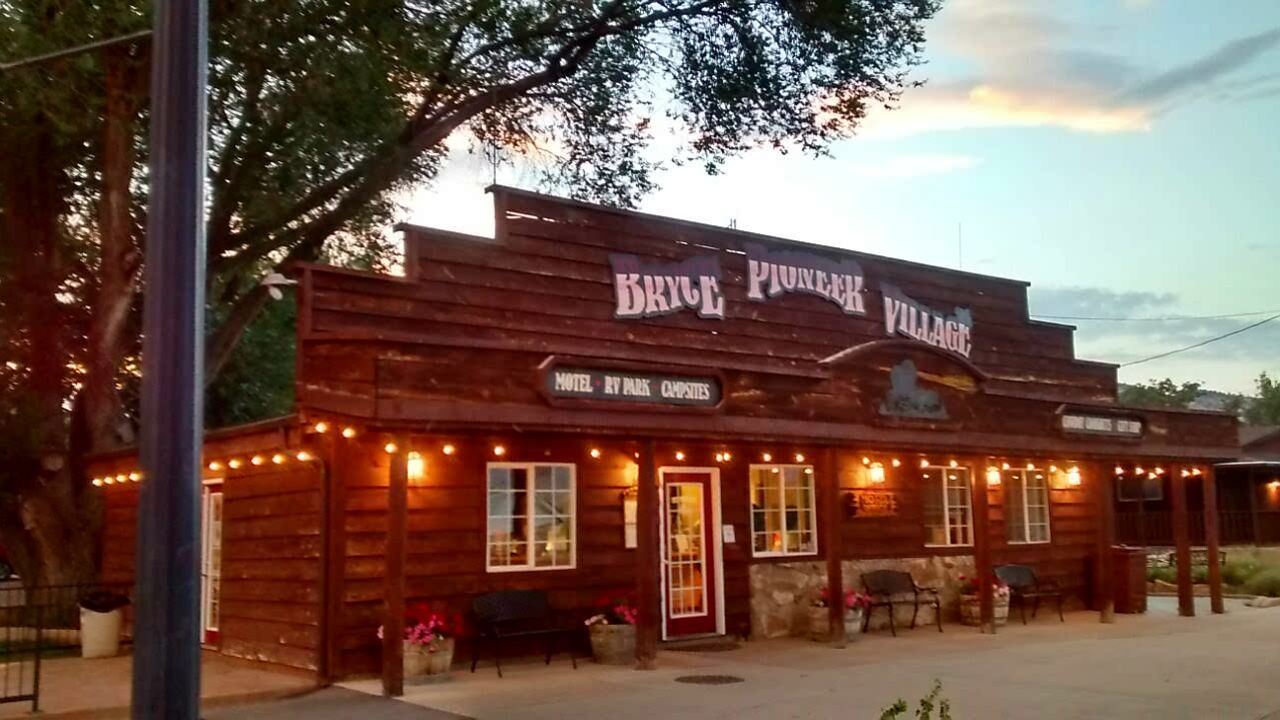 Hotel Bryce Pioneer Village (Tropic) • HolidayCheck (Utah USA)