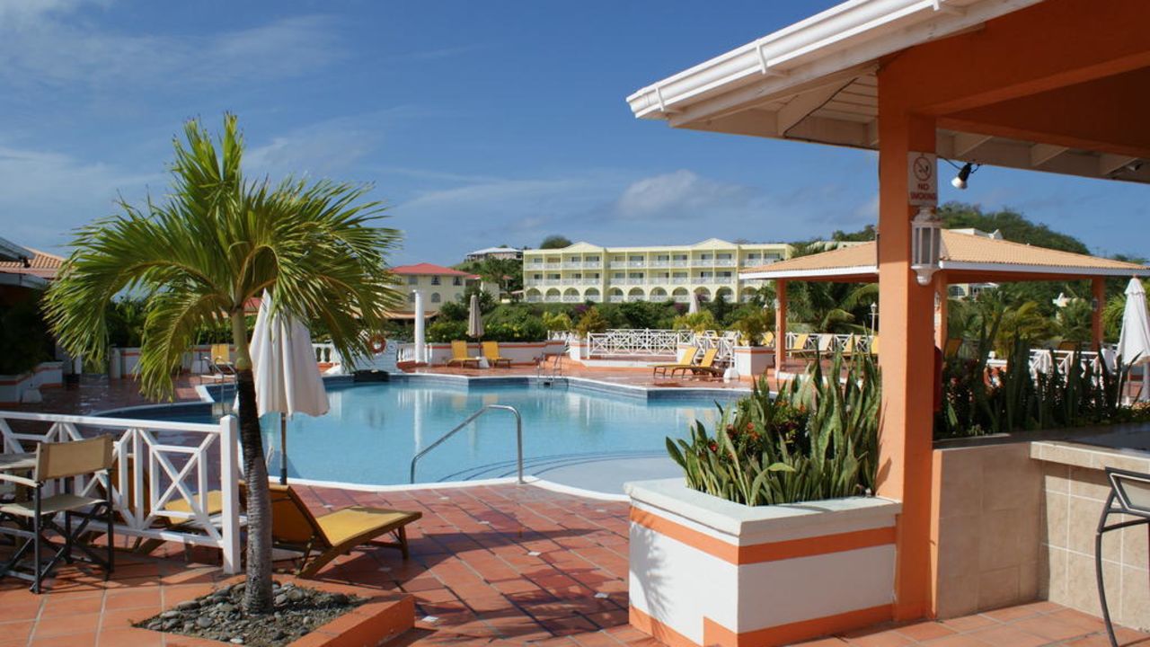 Das Rex Grenadian ist ein 3* Hotel und kann jetzt ab 2209€ gebucht werden