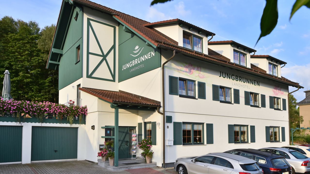 Landhotel Jungbrunnen (Bad Brambach) • HolidayCheck (Sachsen Deutschland)