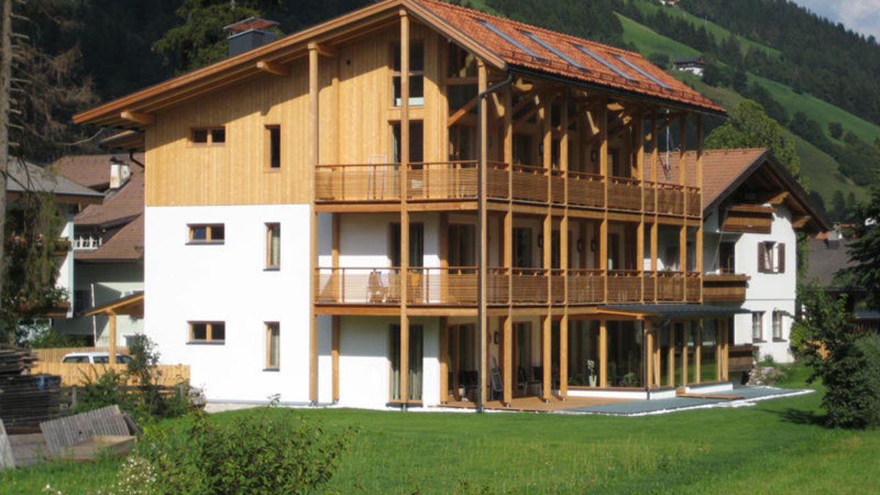 Garni - Hotel Am Burghügel (San Candido / Innichen) • HolidayCheck ...