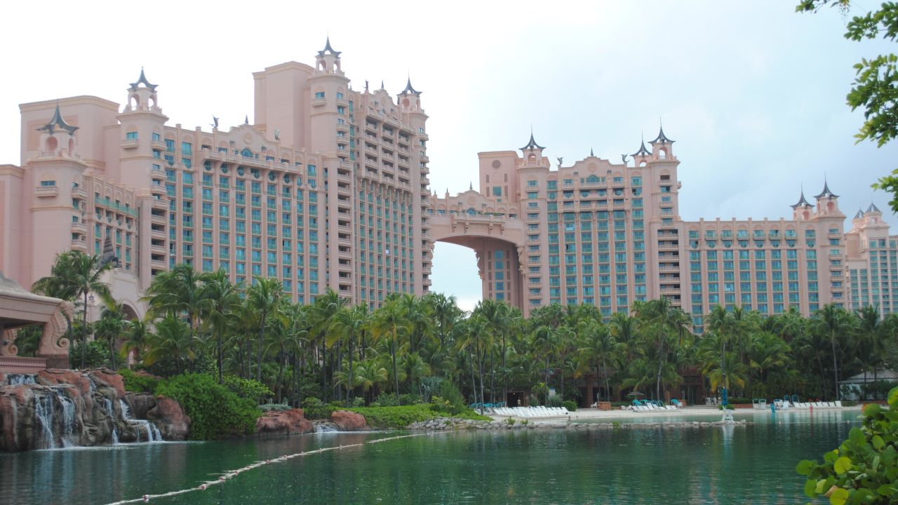 Atlantis Resort Coral Towers Paradise Island