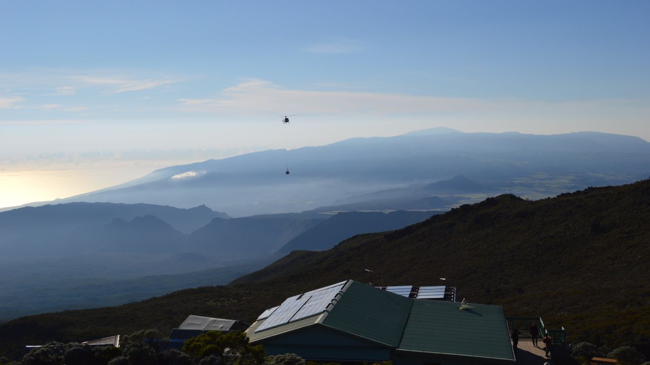 Piton des Neiges Refuge de la Caverne Dufour (Cilaos) • HolidayCheck