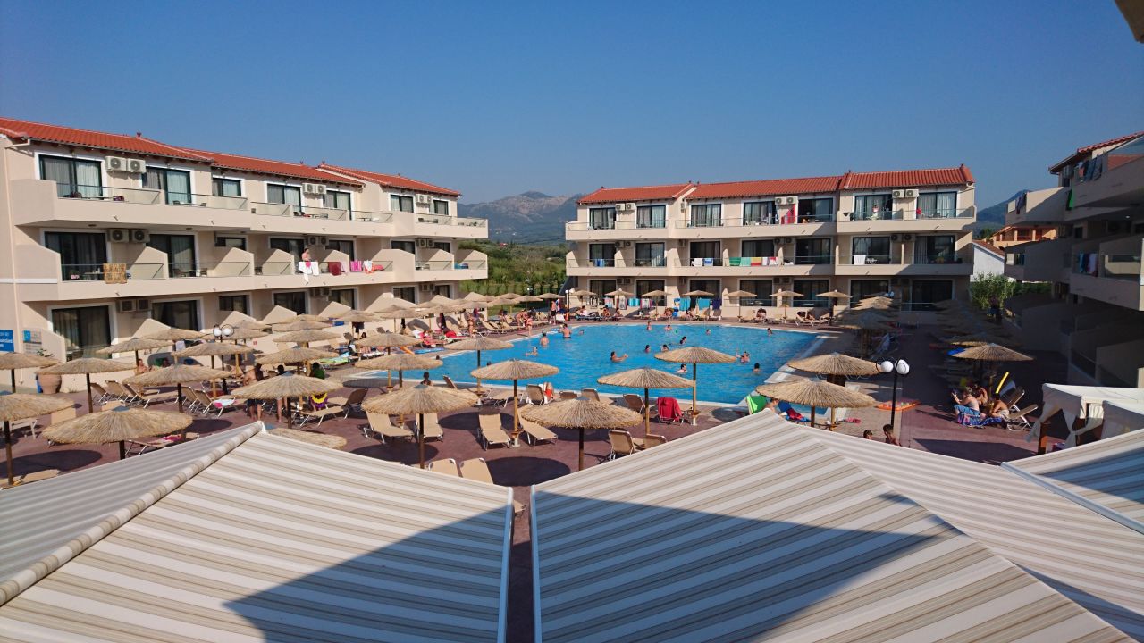 Angela Beach Apartments Superior (Roda) • HolidayCheck (Korfu ...