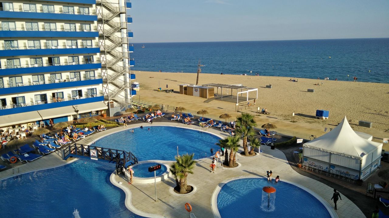 hotel-tahiti-playa-santa-susanna-holidaycheck-katalonien-spanien