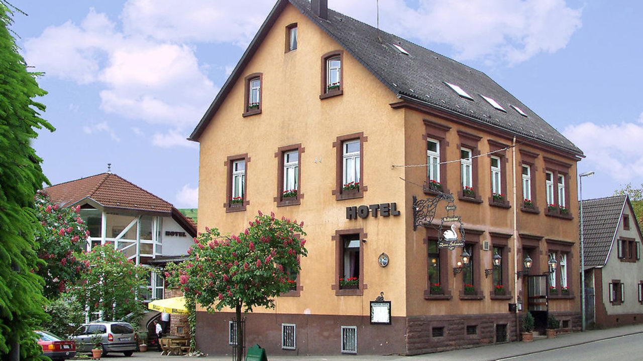 Hotel Zum Schwan (Waldfischbach-Burgalben) • HolidayCheck (Rheinland ...