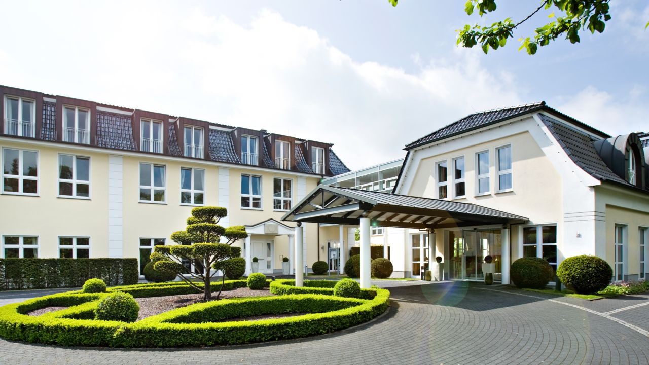 Hotel Sonne (RhedaWiedenbrück) • HolidayCheck (NordrheinWestfalen