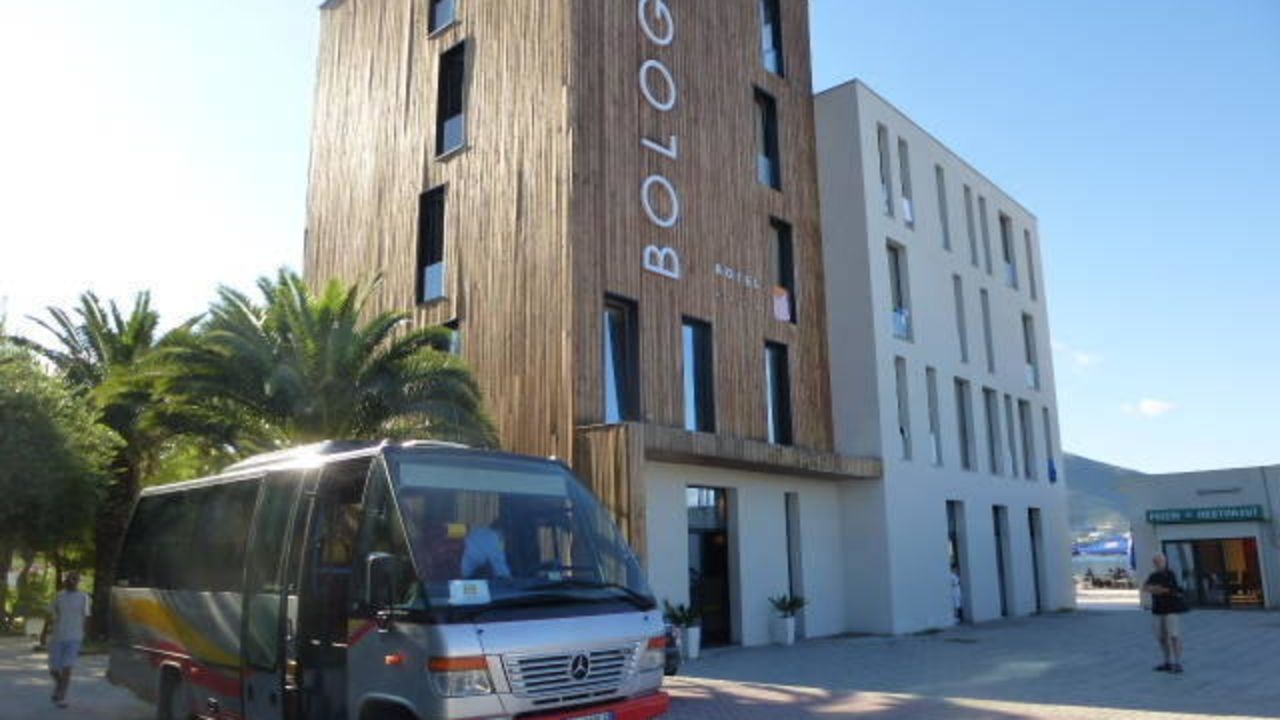 Hotel Bologna (Vlora) • HolidayCheck (Albanien Albanien)