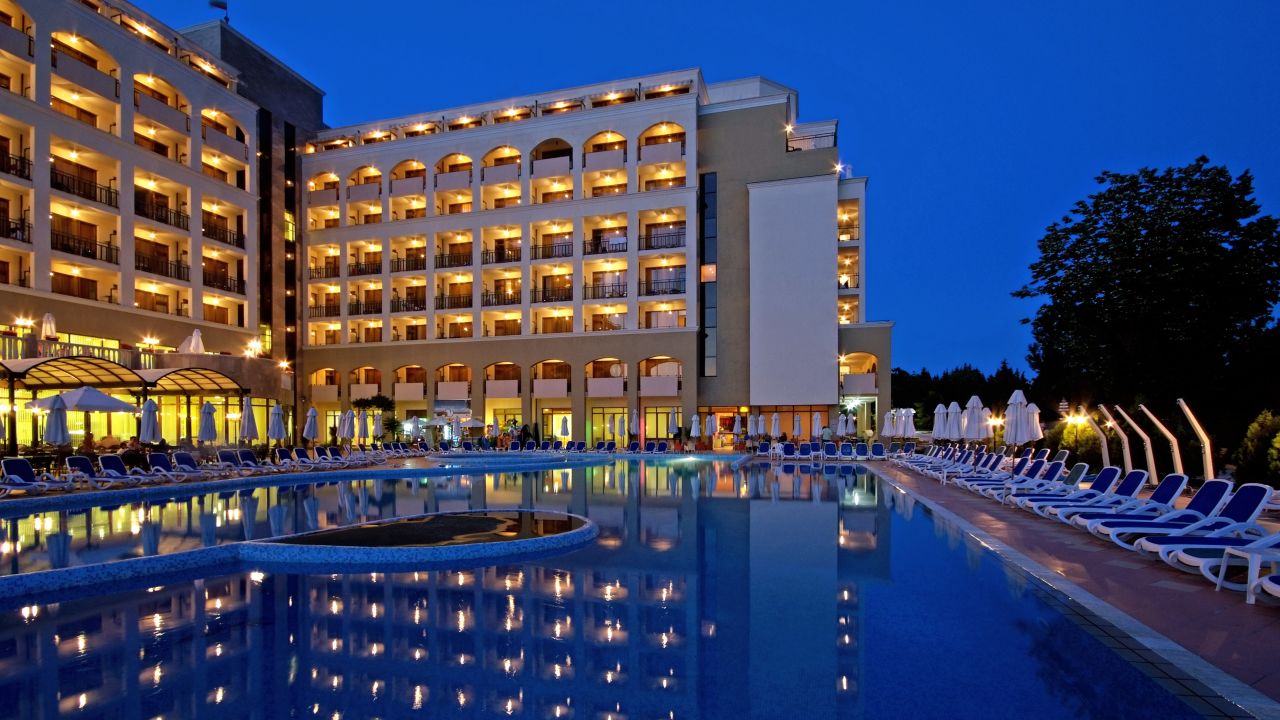 Das Sol Nessebar Bay & Mare ist ein 4* Hotel und kann jetzt ab 399€ gebucht werden