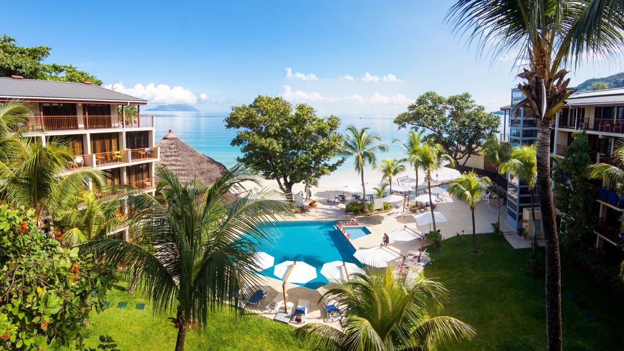 Coral Strand Smart Choice Hotel (Beau Vallon) • HolidayCheck (Mahe
