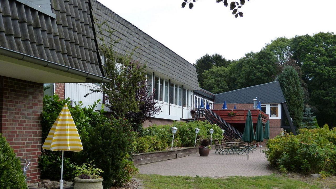 Pescheks Hotel Luisenhöhe (Bomlitz) • HolidayCheck (Niedersachsen ...