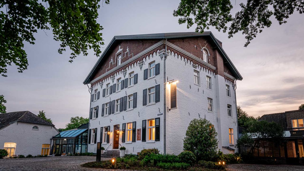 Sandton Château De Raay (Baarlo) • HolidayCheck (Limburg Niederlande)