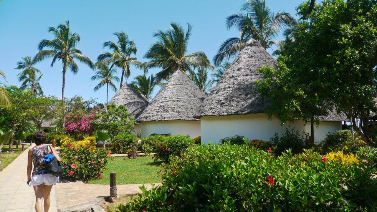 Sultan Sands Island Resort (Kiwengwa Beach) • HolidayCheck (Zanzibar