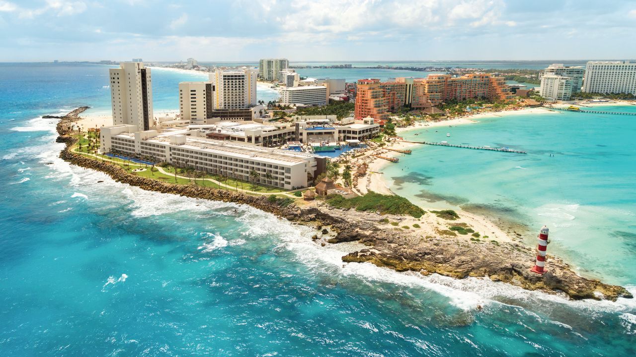 Das Hyatt Ziva Cancun ist ein 5* Hotel und kann jetzt ab 2387€ gebucht werden