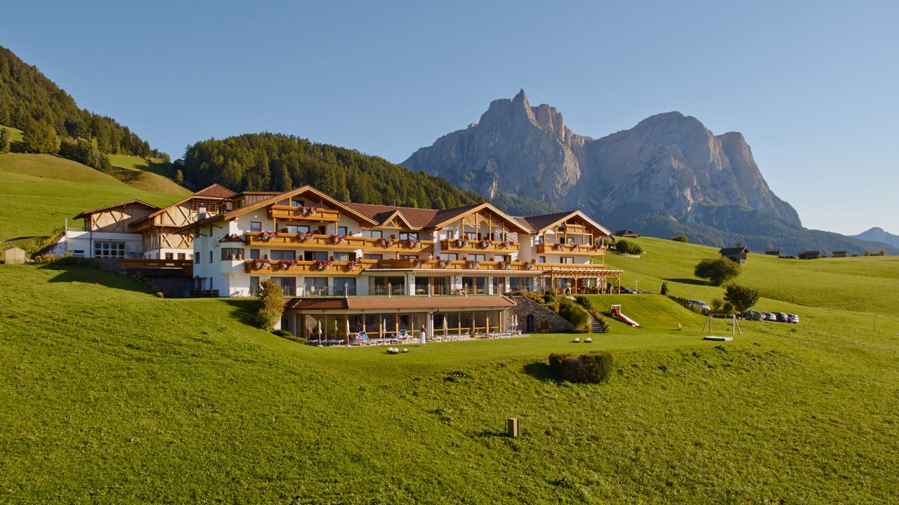 Hotel Ro  laufhof  Castelrotto Kastelruth      HolidayCheck  S  dtirol