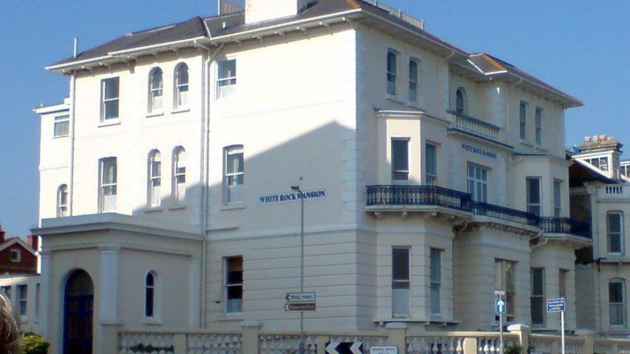White Rock Mansion (Hastings) • HolidayCheck (South East England