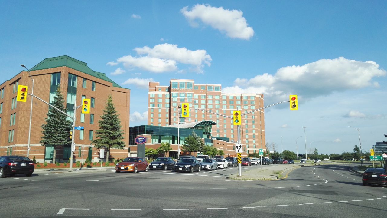 Hotel Courtyard by Marriott Ottawa East (Ottawa) • HolidayCheck