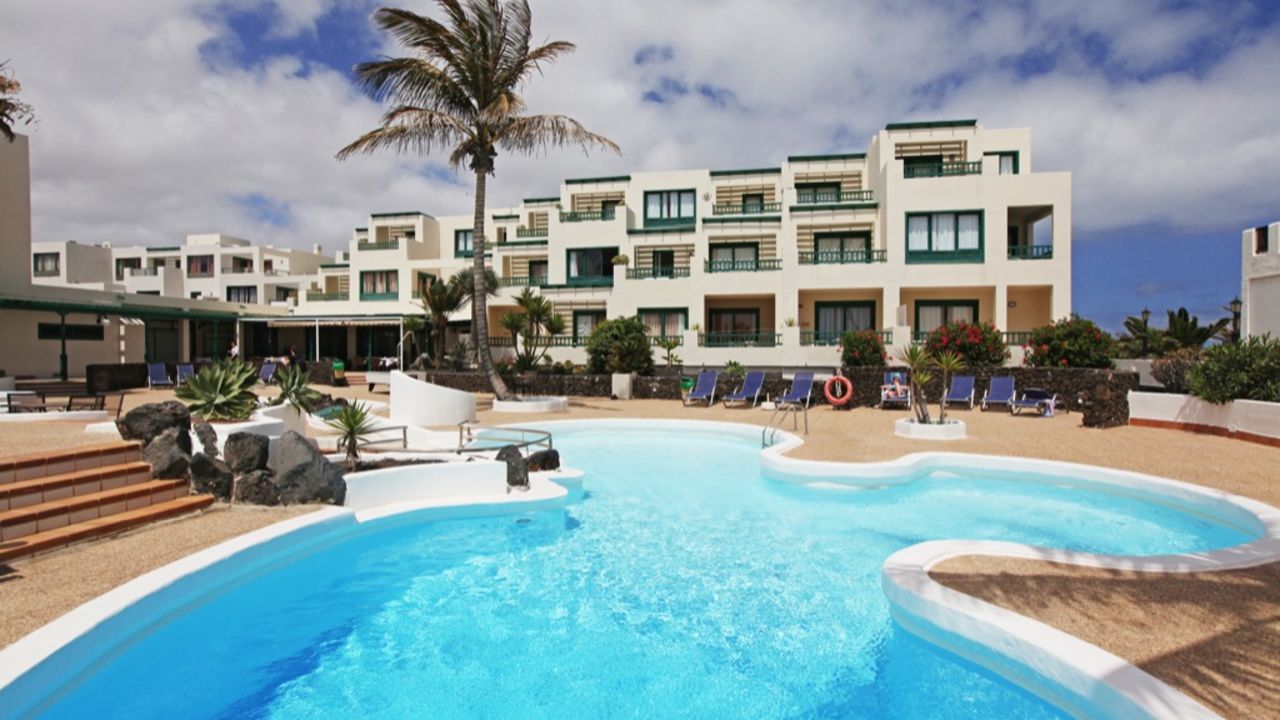 Neptuno Suites Adults only (Costa Teguise) • HolidayCheck (Lanzarote