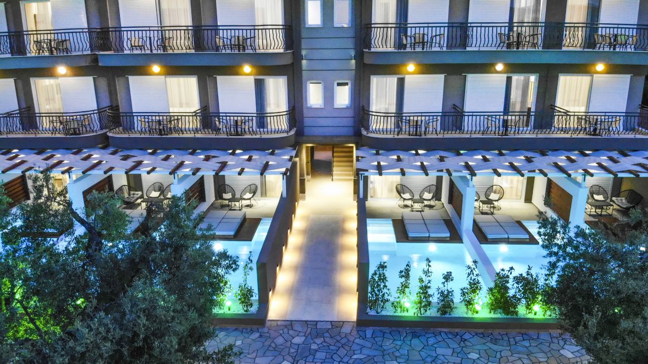 royal-hotel-and-suites-polichrono-holidaycheck-chalkidiki