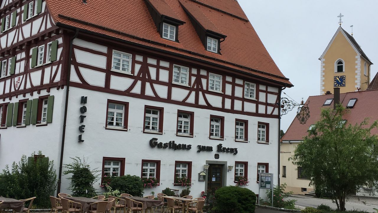 Hotel Gasthaus Zum Kreuz Stetten Am Kalten Markt - 