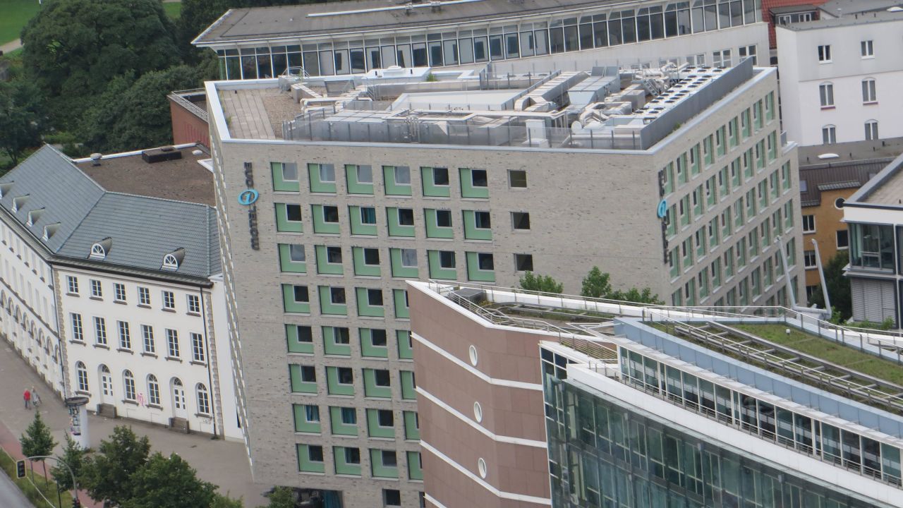 Motel One Hamburg am Michel in Hamburg • HolidayCheck | Hamburg Deutschland