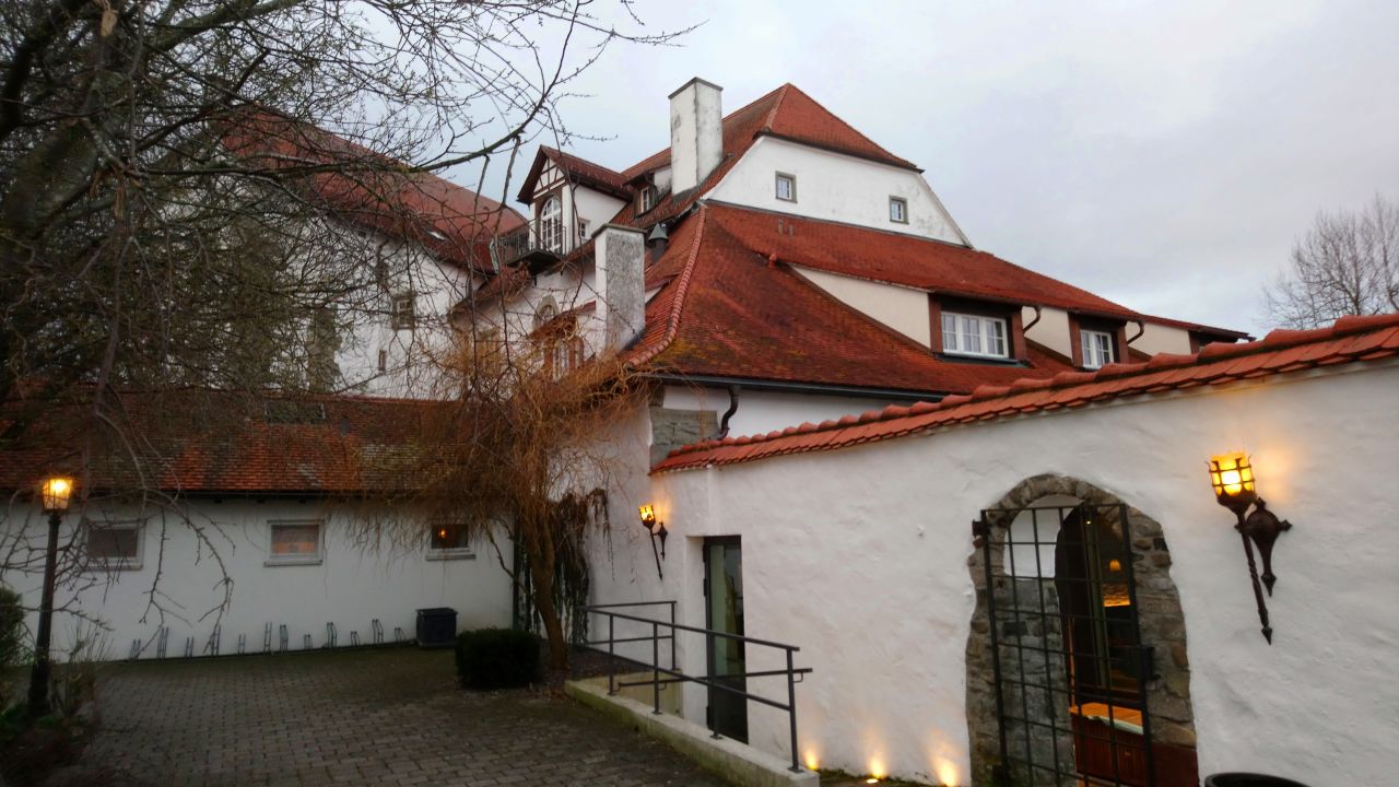 Hotel Schloss Wasserburg (Wasserburg (Bodensee)) • HolidayCheck (Bayern ...