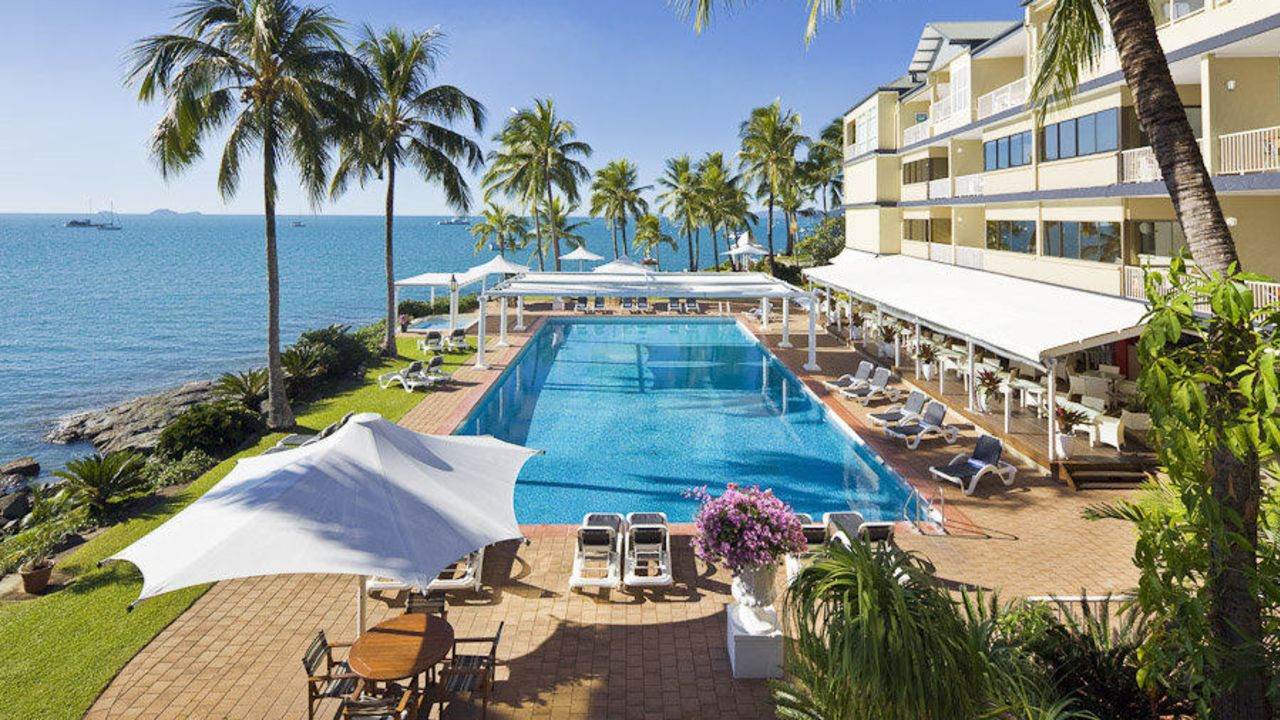 Hotel Coral Sea Resort (Airlie Beach) • HolidayCheck (Queensland ...