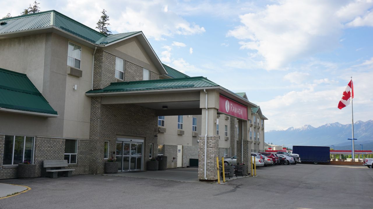 Ramada Limited Golden (Kicking Horse) • HolidayCheck (British Columbia