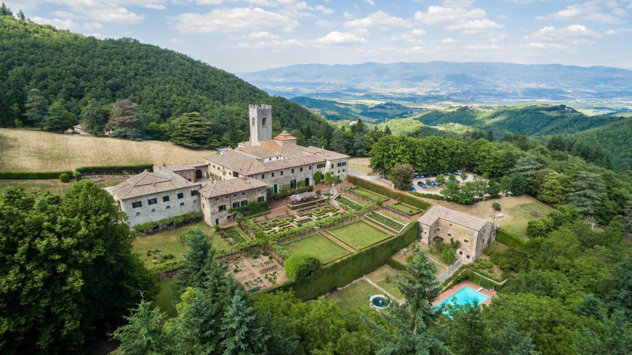 Badia a Coltibuono (Gaiole in Chianti) • HolidayCheck (Toskana Italien)